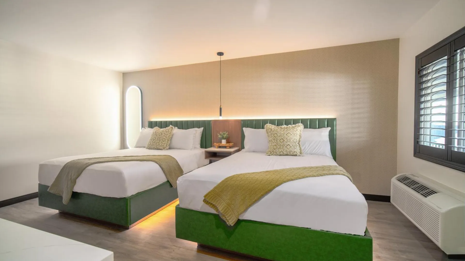 Lyfe Inn & Suites By Aga- North Hollywood Universal Studios Los Angeles Hotel