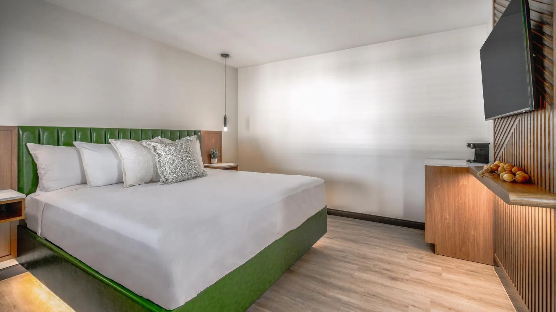 Lyfe Inn & Suites By Aga- North Hollywood Universal Studios Los Angeles 3*,