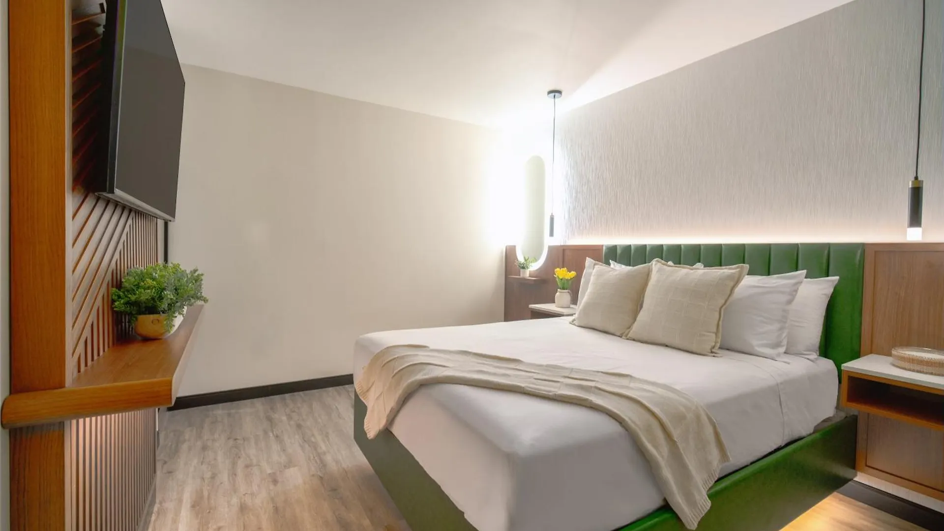 Hotel Lyfe Inn & Suites By Aga- North Hollywood Universal Studios Los Angeles